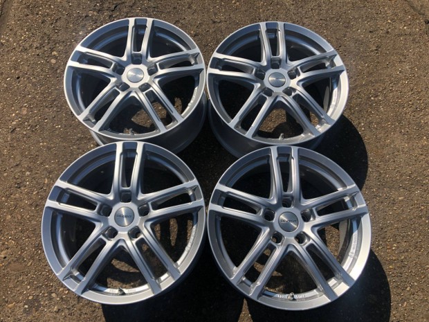 4db Dezent 17" Audi - Skoda - VW alufelni. (3934)