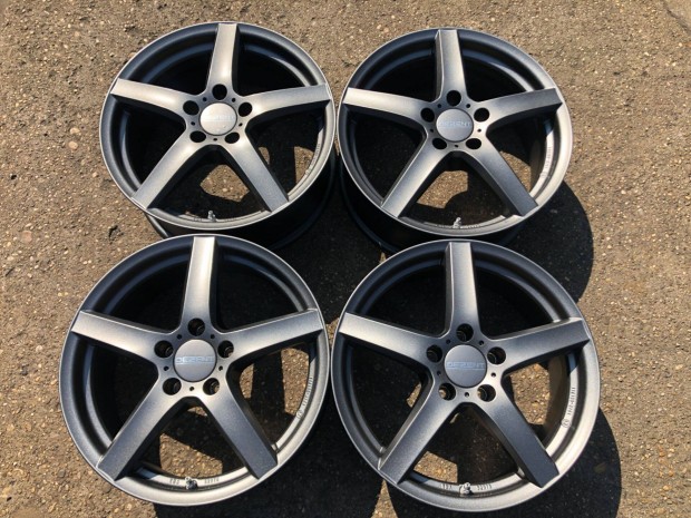 4db Dezent 17" Audi - Skoda - VW alufelni. (3941)