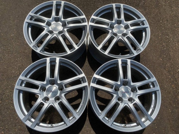 4db Dezent 17" Audi alufelni. (3968)