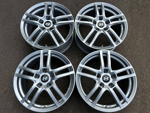 4db Dezent 17" Hyundai alufelni. (4294)