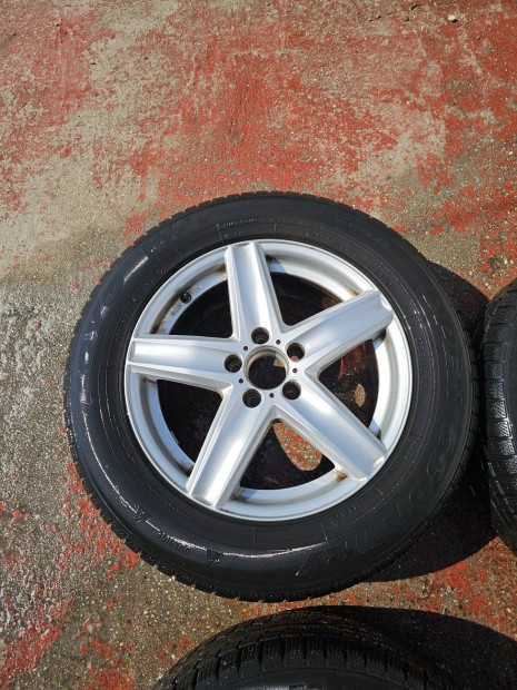 4db Dezent 17" Mercedes-Benz E - Vito alufelni.