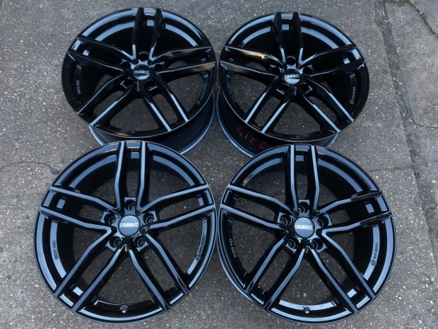 4db Dezent 18 VW Skoda Seat alufelni. (4126)