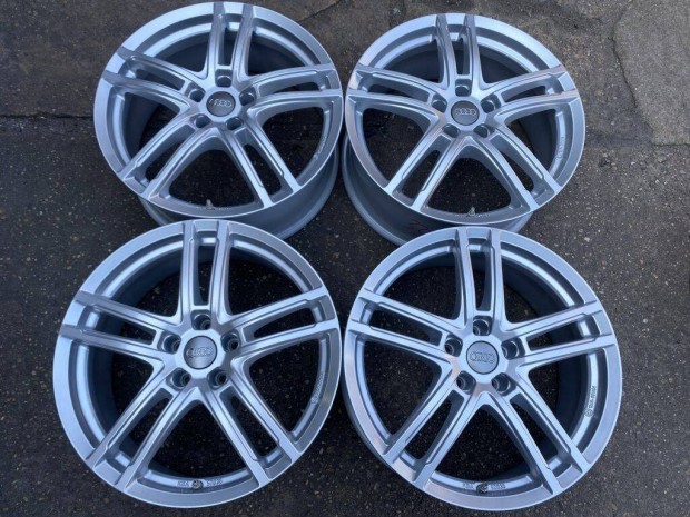 4db Dezent 19" Audi alufelni. ("3246")