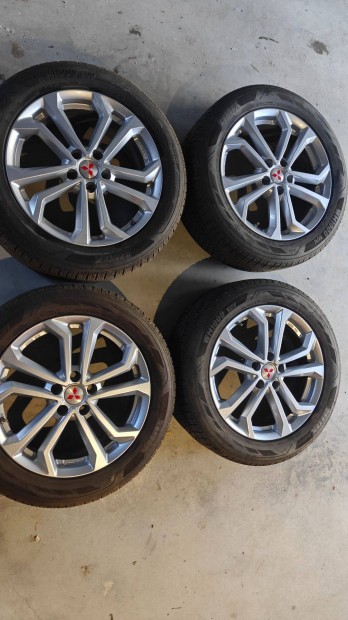 4db Dezent TA (Grey, Silver) 7x18 ET38 5x114.3 67.1 tli alu felni