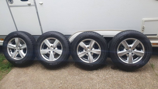 4db Dezent alufelni 215/70 R16 Nankang tli gumi