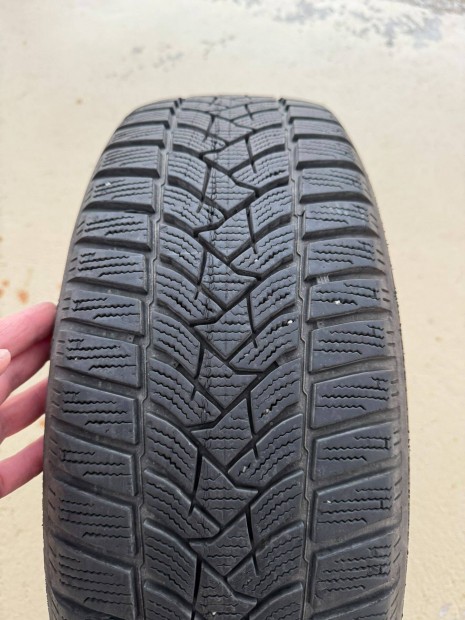 4db Dunlop Winter Sport 5 205/60 R16 92H DOT3517