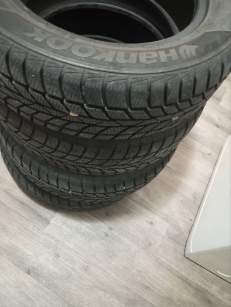 4db Hankook Tli Gumi Elad!