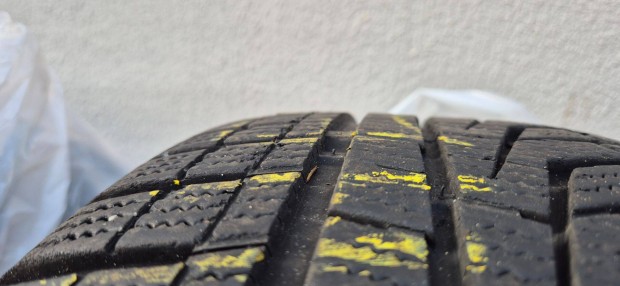 4db Hankook Winter icept evo2 (215/60 R16) tligumi egyben elad