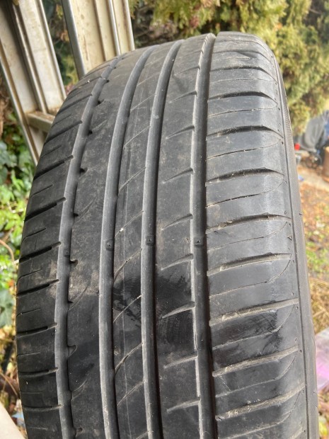 4db Hankook gumi