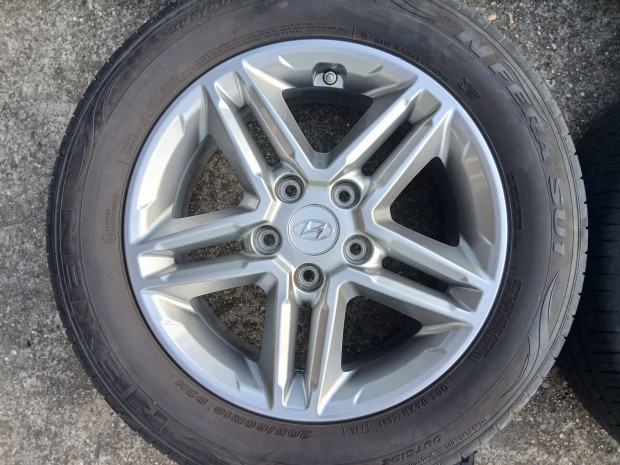 4db Hyundai Kona i40 Ioniq 16" alufelni felni nyári gumikkal 5x114.3