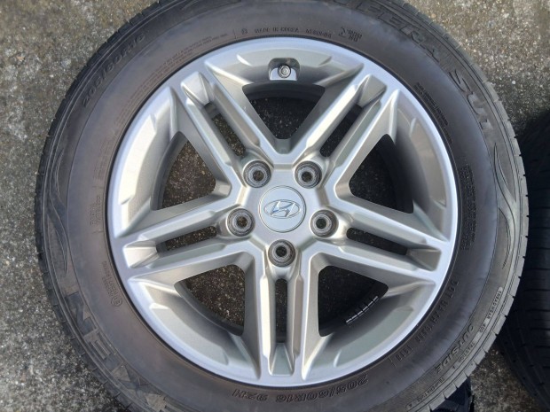 4db Hyundai Kona i40 Ioniq 16" alufelni felni nyri gumikkal 5x114.3