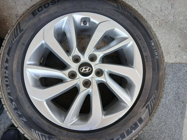 4db Hyundai Tucson ix35 alufelni felni nyri gumikkal 17" 5x114.3