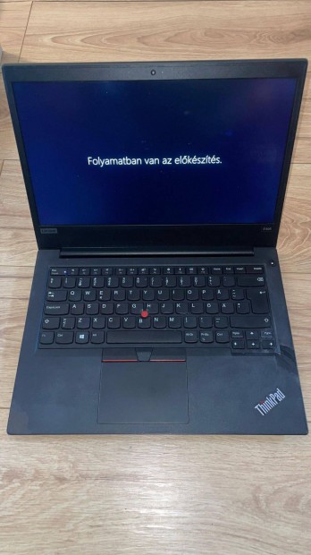 4db Lenovo Thinkpad E495 - AMD Ryzen 5 3500U - egyben