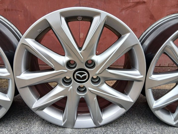 4db Mazda CX-5 CX5 CX-3 CX-30 3 6 17" alufelni felni 5x114.3 CX3 CX30