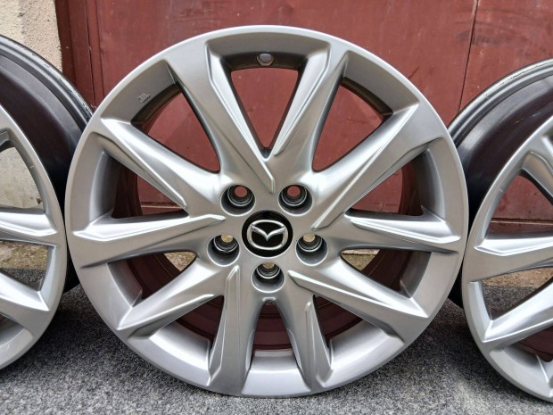4db Mazda CX-5 CX5 CX-3 CX-30 3 6 17" alufelni felni 5x114.3 CX3 CX30