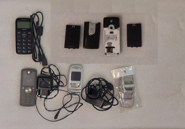 4db Mobil telefon Motorola Siemens Telme Sony Ericson tltk eladak