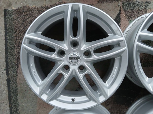 4db Nissan Qashqai Leaf Juke Pulsar alufelni felni 16" 5x114.3