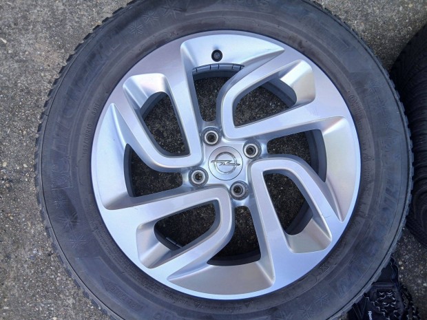4db Opel Crossland X 16" alufelni felni Michelin téli gumikkal 4x108