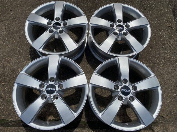 4db Oxxo 16" Toyota Auris alufelni. (*3321*)