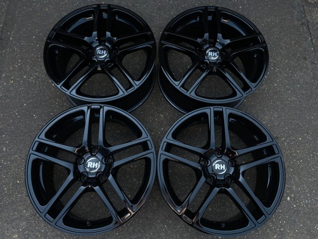 4db RH 18" BMW alufelni. (3253)