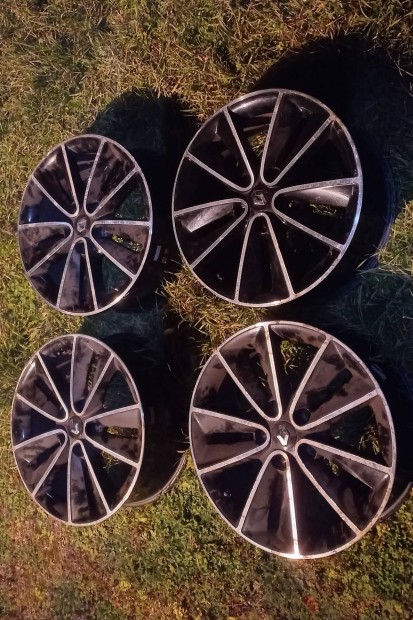 4db Renault 17" alu felni 5x114,3 osztókör