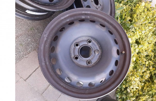 4db Renault Kangoo felni aclfelni lemezfelni 5x108