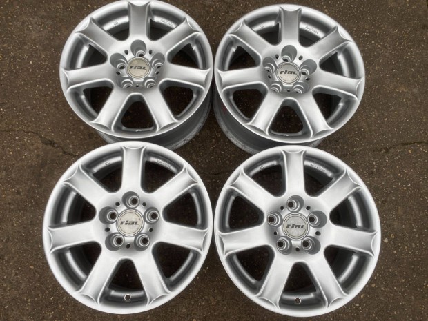 4db Rial 15 VW Skoda Seat alufelni. (4118)