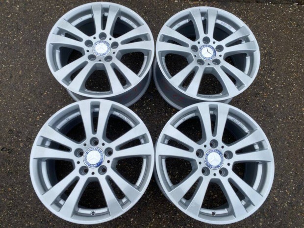 4db Rial 16" Mercedes-Benz alufelni. ("3672")