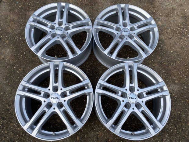 4db Rial 17" VW Passat alufelni. ("3502")