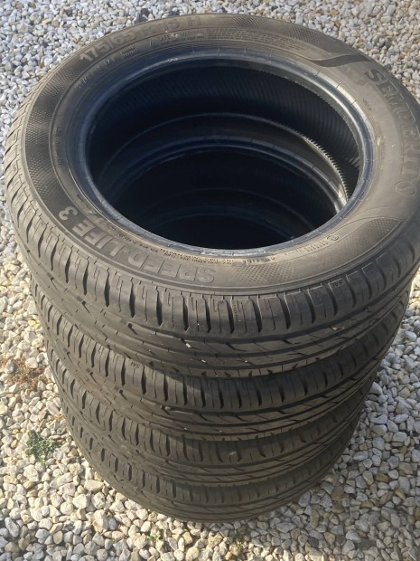 4db Semperit Speed Life 3 175/65/15 H nyári gumi