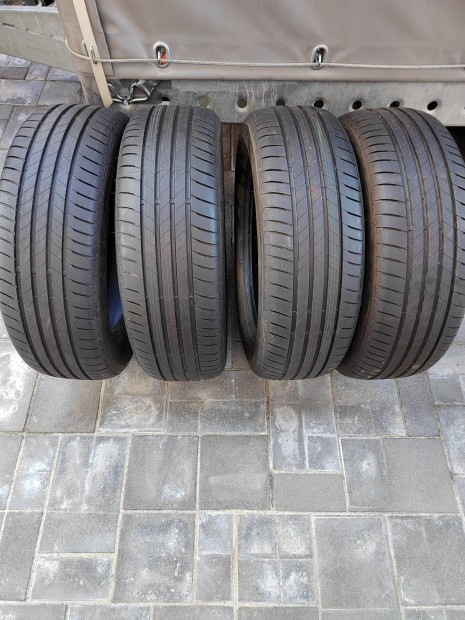 4db Új 215/60 R17 Bridgestone Turanza 005. dot 2023