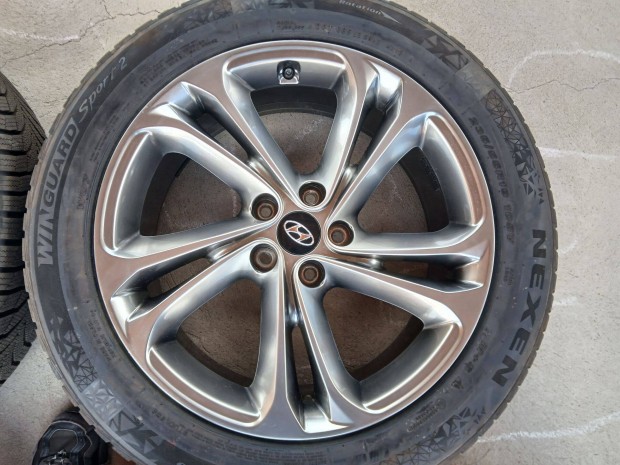 4db Új Hyundai Santa Fe 19" alufelni felni új téli gumikkal 5x114.3