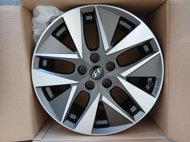4db Új Hyundai i30 i40 Kona Tucson Ioniq 6 18" alufelni felni 5x114.3