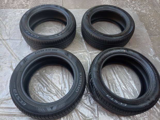 4db �j Kumho 215 55 R18 Ny�ri Gumi 2024.33 heti gy�rt�s