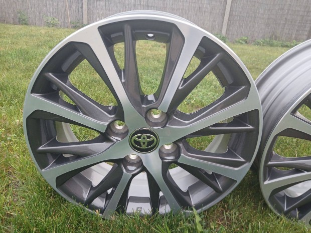 4db Új gyári 15" Toyota Yaris Aygo alufelni felni 4x100