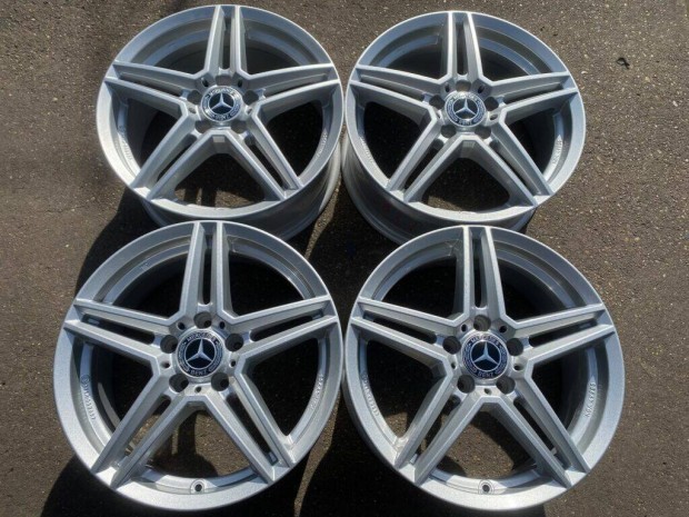 4db Uniwheels 17 Mercedes-Benz alufelni. (3827)