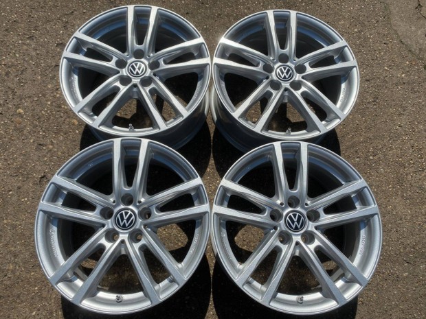 4db Uniwheels 17" VW Scirocco alufelni. (3840)
