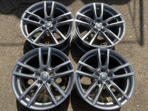 4db Uniwheels 17" VW - Mercedes alufelni. ("3356")