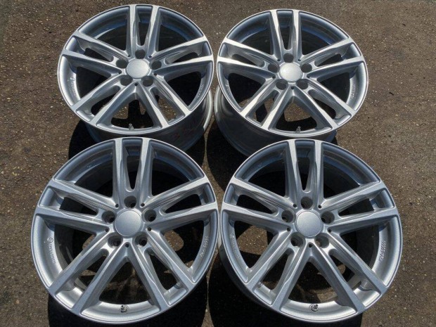 4db Uniwheels 18 BMW X5 F15 X6 F16 alufelni. (3311)
