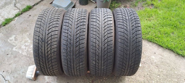 4db VW aclfelni 5,8mm tligumikkal elad