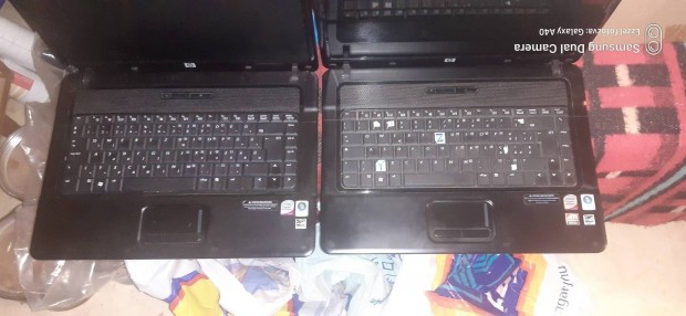4db. 2 lenovo és 2 HP. laptop