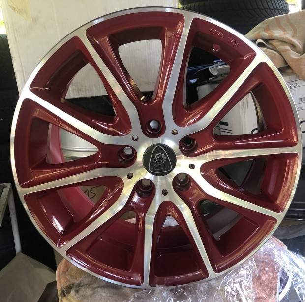 4db esztétikailag felújított 8x17 5x112 bordó alufelni