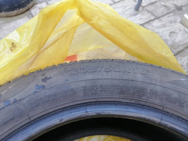 4db firestone 205/55R16