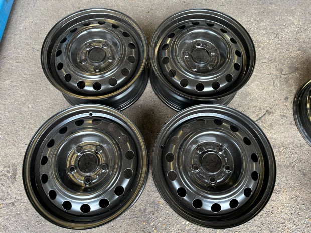 4db gyri 15" Kia - Hyundai aclfelni. (271)