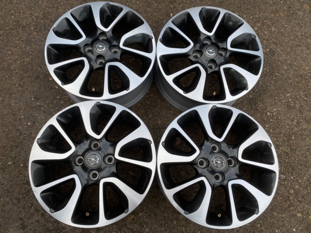 4db gyári 15" Opel Corsa alufelni. (4159)