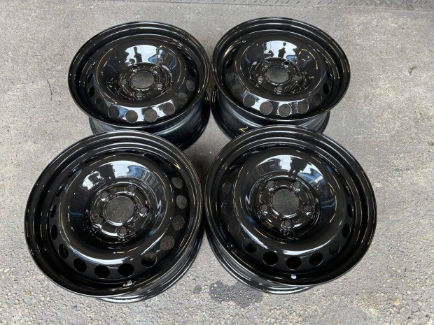 4db gyri 15" Renault - Nissan aclfelni. (224)