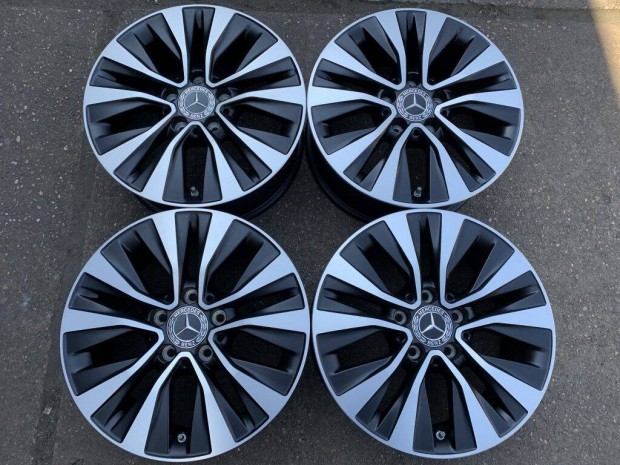 4db gyri 16 Mercedes-Benz A177 B247 CLA118 alufelni. (2451)
