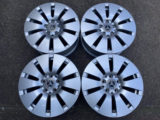 4db gyri 16 Mercedes-Benz C205 alufelni. (2087)