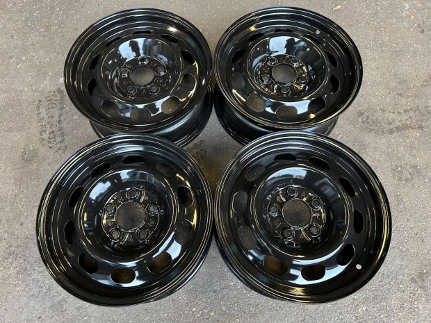 4db gyri 16" BMW aclfelni. (256)