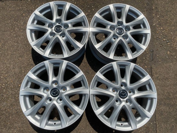 4db gyári 16" Mazda alufelni. (3903)